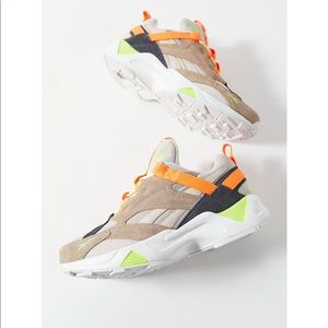 Reebok aztrek adventure sneaker 96